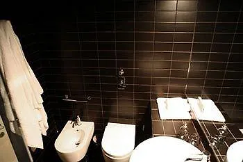 The Duomo Suites & Apartments Milan Hotel